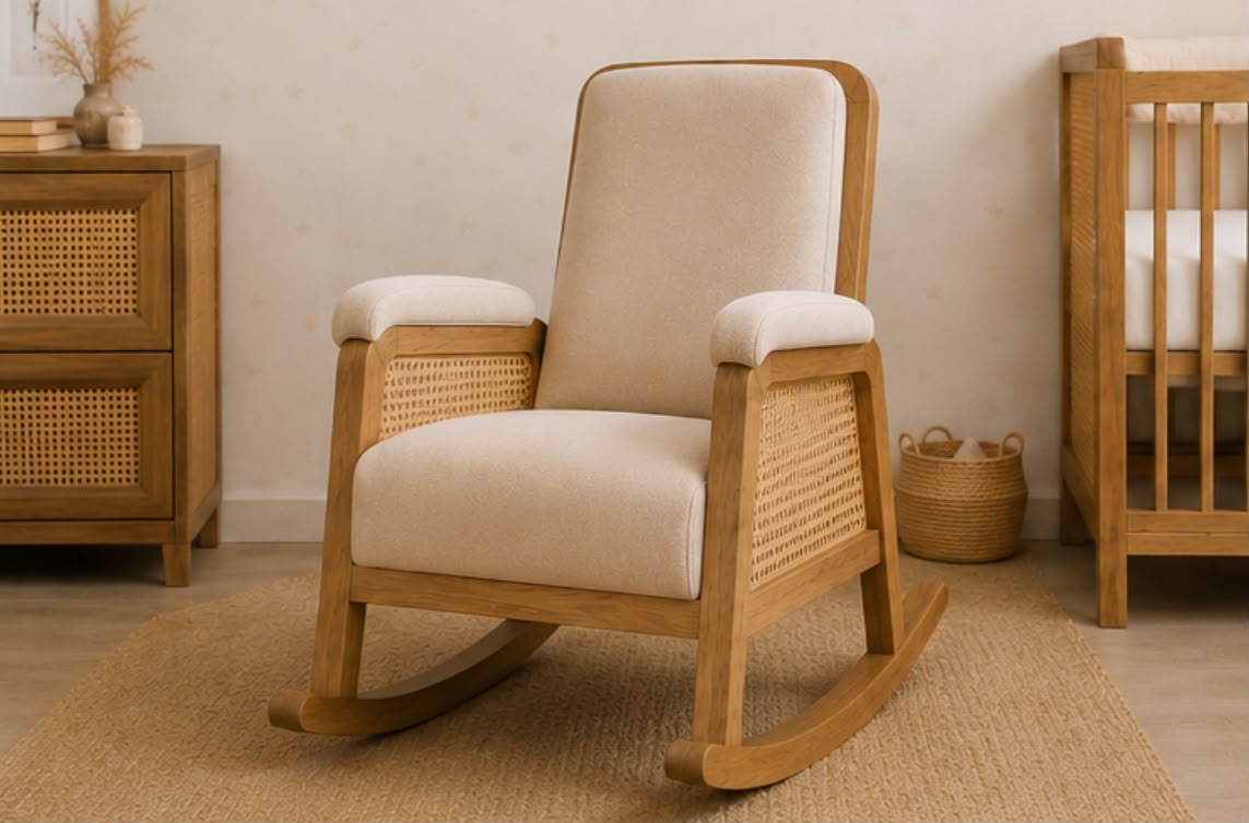 Mecedora en Rattan Beige — RENUEVA DECO